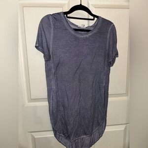 Wilfred Aritzia blue side slit rayon shirt S casual summer